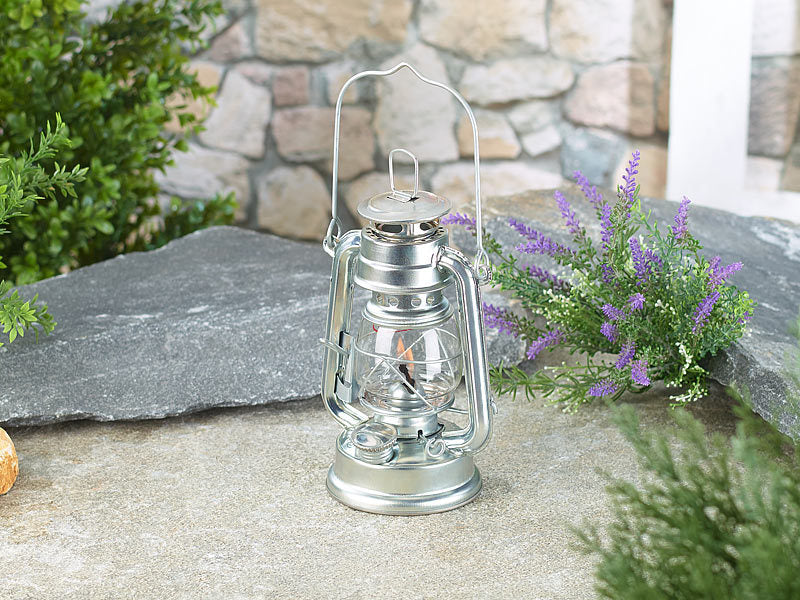 Galvanized kerosene lamp/hurricane lantern