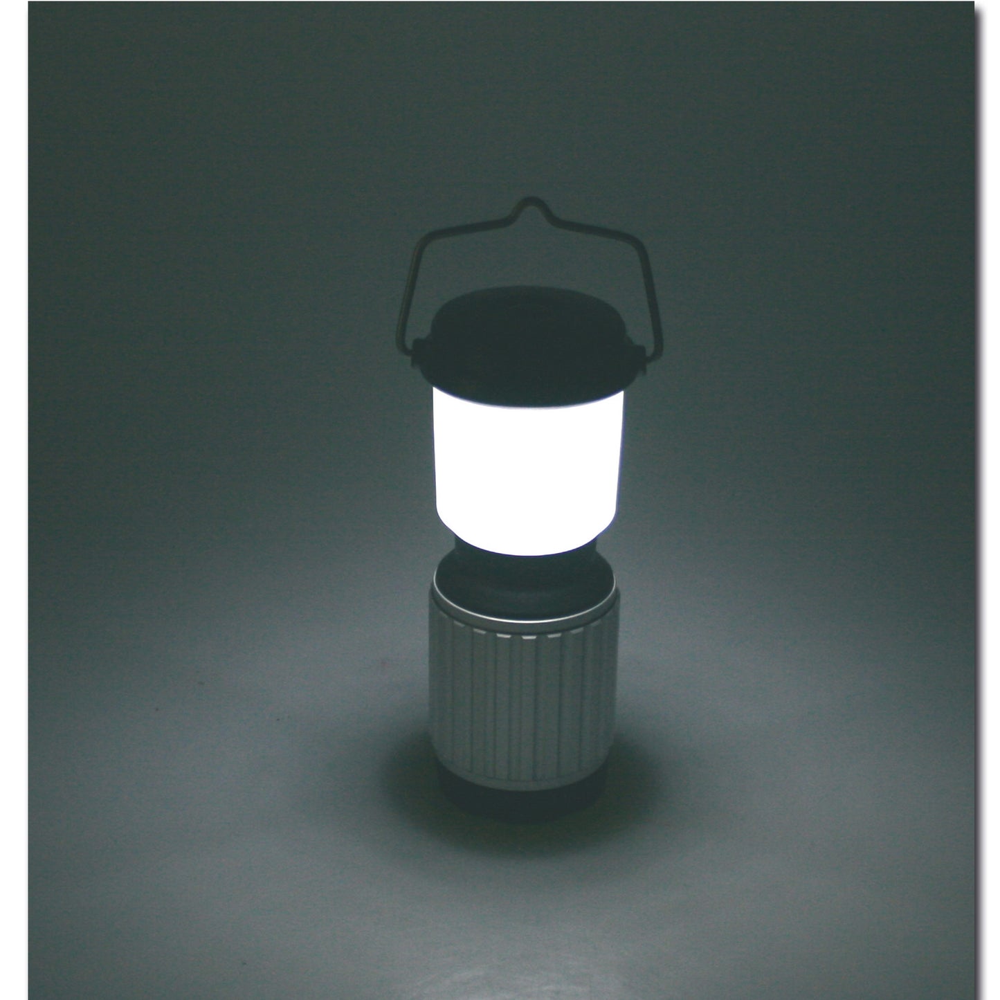 Outdoor lantern LED power camping lamp portable - 1000 lumens